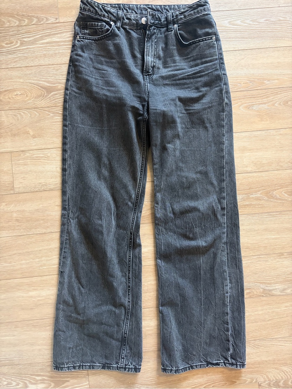 H&M high and wide women’s black jeans